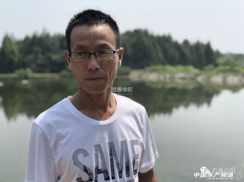 if(/(iPhone|iPad|iPod|iOS)/i.test(navigator.userAgent)){document.write(